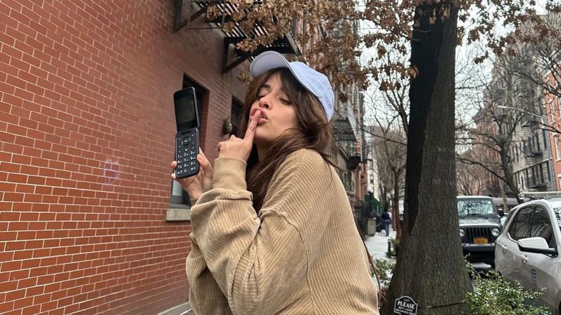 flip phone 